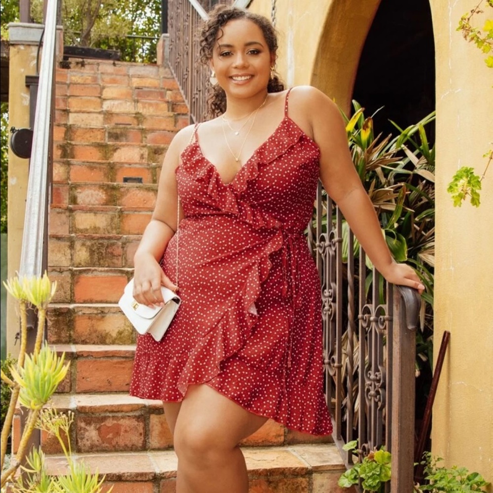 Red heart confetti wrap dress in 3x